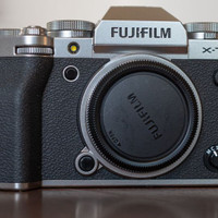 Fujifilm X-T5, two lenses + free tripod!
