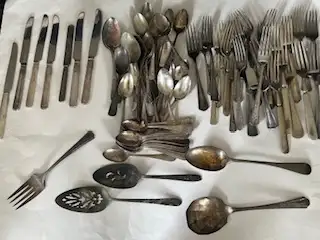 Vintage Silverplate Flatware - Seven Pounds - Crafting in Arts & Collectibles in Winnipeg - Image 2