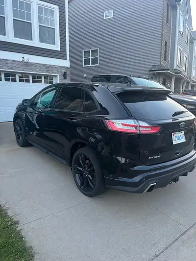 2019 Ford Edge ST Winter Tires on black spoke rims included 2 Carfax reports (2 snowstorm slide into...