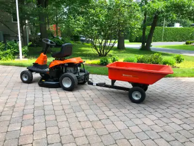 TRACTEUR DE PELOUSE COLUMBIA CR30H AVEC REMORQUE DE JARDIN, View more