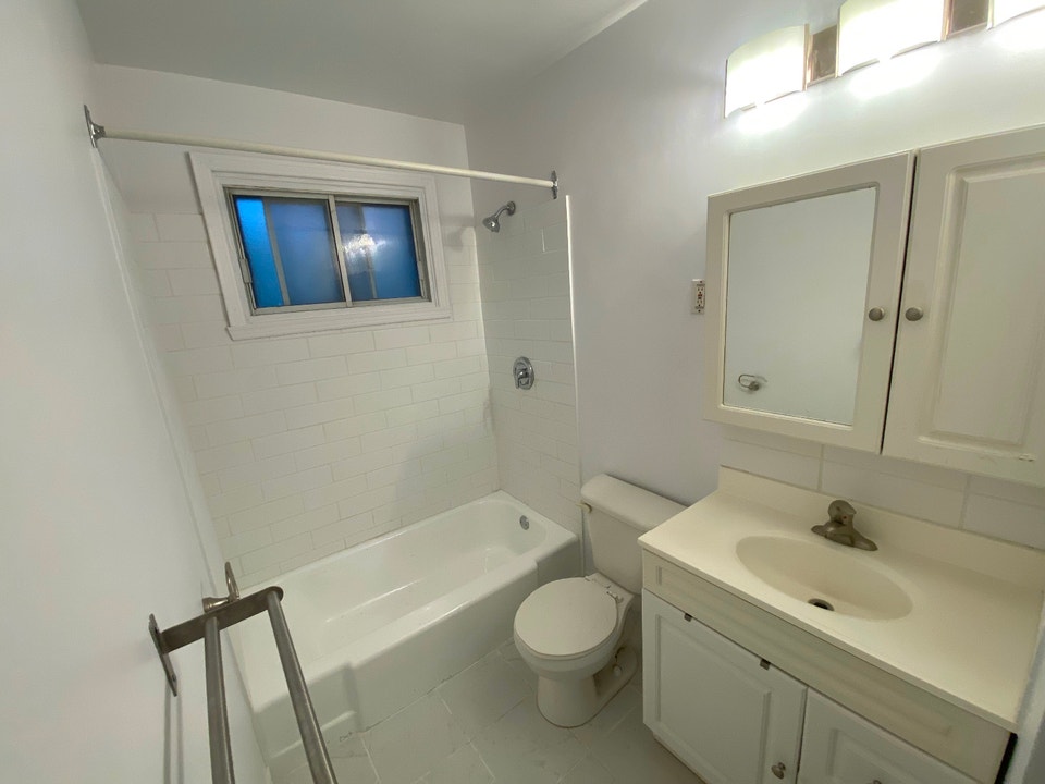 Apartament 51/2 a louer à Montréal Nord 3