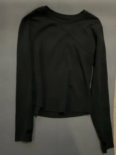 Lululemon long sleeve run top, View more