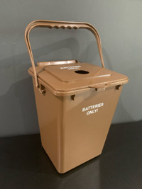 Recycling Bin for Battery - NEW