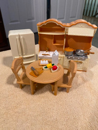 Calico Critter furniture sets/critters