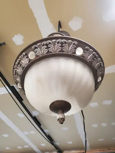 Vintage chandelier bronze metal havvy, View more