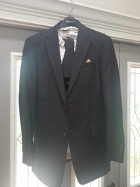 Mens/Teenager Black 2 piece suit with white shirt