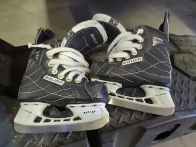 bauer nexus sz 8 youth skates, View more