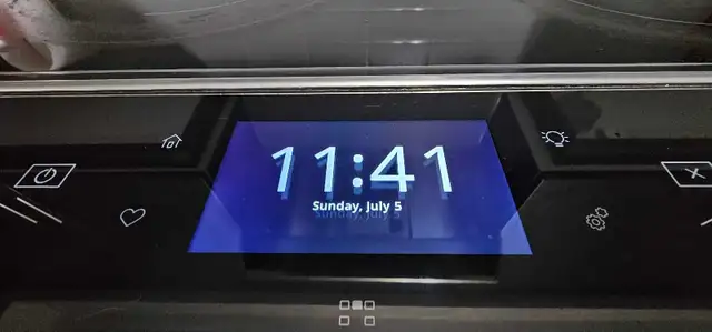 Whirlpool smart cooking range with wifi in Stoves, Ovens & Ranges in Barrie - Image 8