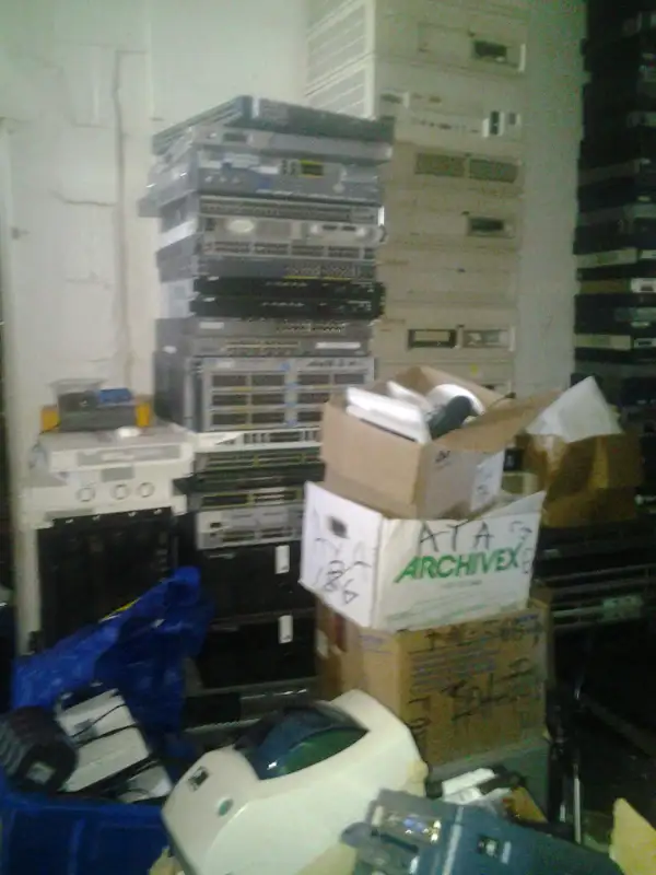 3573 f45 IBM 3573-F4S IBM TS3100 LTO5 Ultrium 5 72 TB! library in Other in City of Montréal - Image 8