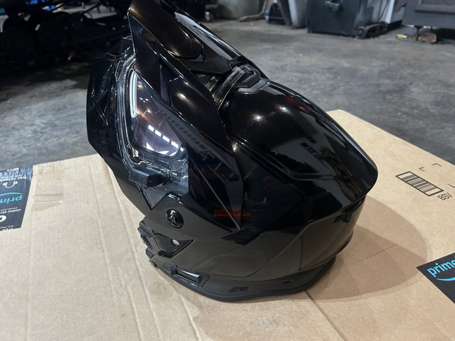 509 Delta R4 Ignite snowmobile helmet in Other in City of Halifax - Image 4