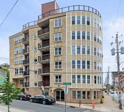 Pet friendly Modern 1-Bedroom Condo in North End - $1995/month + Utilities ($80.00/month NS Power,(e...