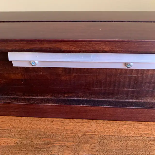Pottery Barn 2 foot Ledge Wooden Wall Shelf in Bookcases & Shelving Units in Ottawa - Image 8