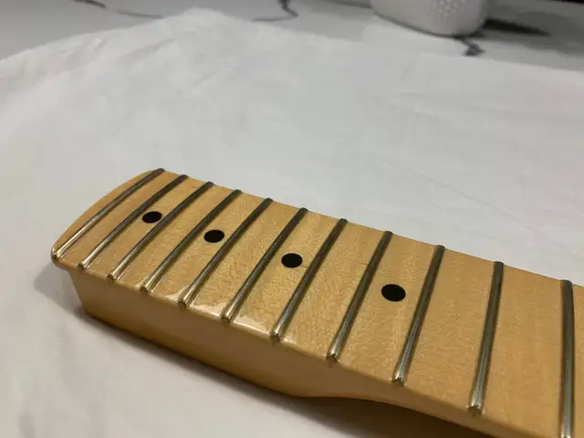 Fender Stratocaster Custom Shop Neck in Guitars in Oakville / Halton Region - Image 8