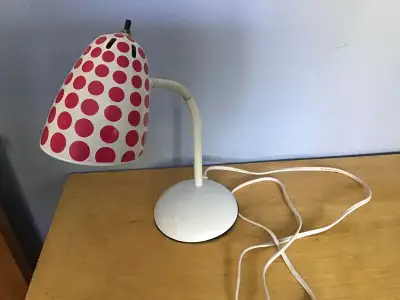 Lampe à pois rouges, tige flexible - desk lamp, View more