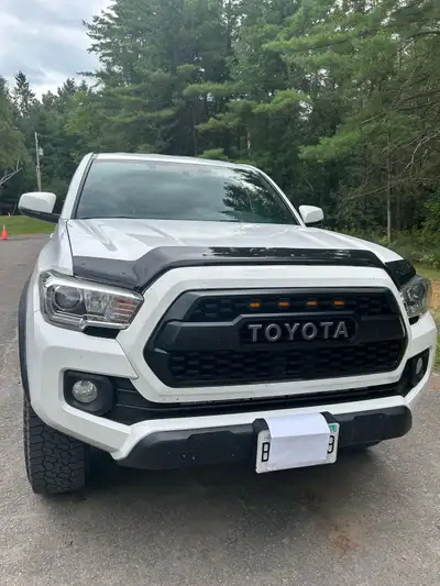 2016 trd off road tacoma. One owner, excellent condition. Please email. Serious inquiries only pleas...