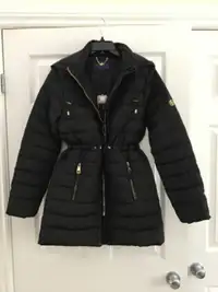 Adrienne Vittadini black medium weight puffer winter coat