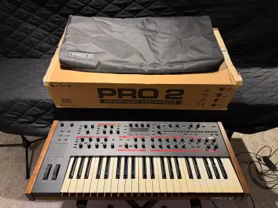 Dave Smith Instruments Pro 2 - Hybrid Paraphonic Synthisizer, View more