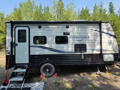 2020 20ft. Springdale 1720th Toy Hauler. Excellent condition. Air conditioning, microwave, electric...