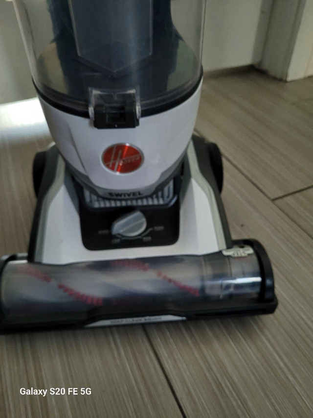 Hoover vacuum in Vacuums in Bedford - Image 2