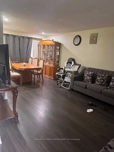 4 Bedroom House  For Lease Near Airport Rd & Morning Star Drive