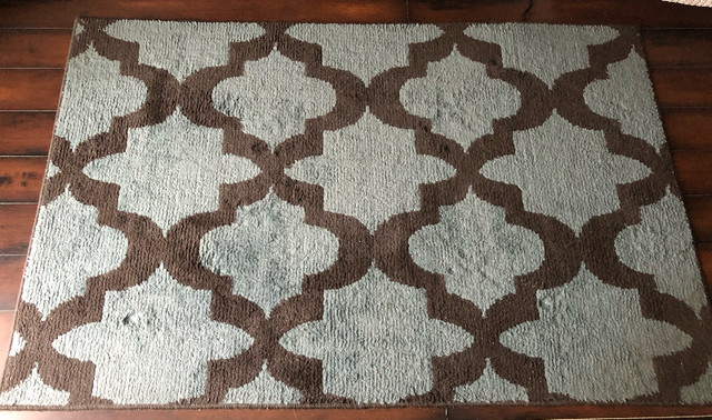 Area rug in Rugs, Carpets & Runners in Kitchener / Waterloo