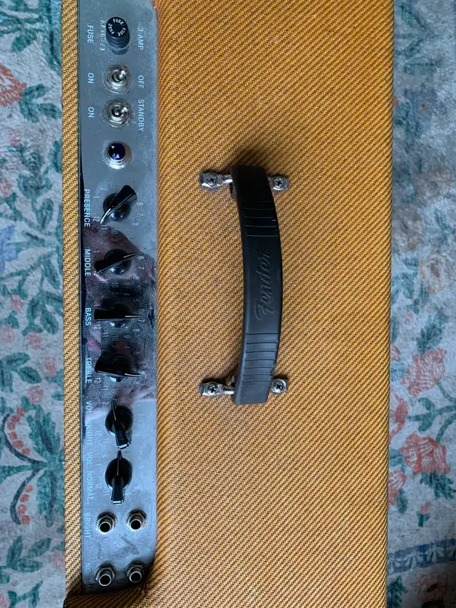 Fender '59 Bassman LTD guitar amp in Amps & Pedals in Ottawa - Image 3