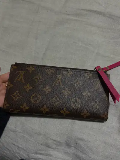Porte feuille louis vuitton , View more