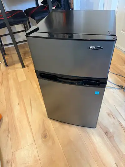 mini frigidaire , View more