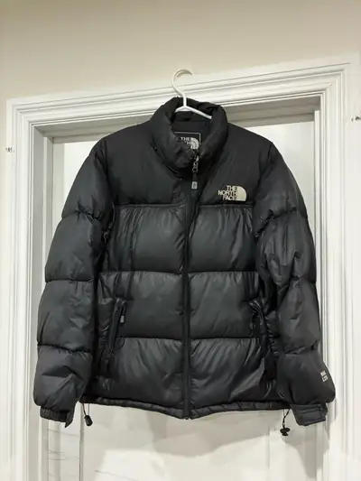 Northface jacket Size large. No rips or tears. Good condition. Pick up in Lindenwoods.