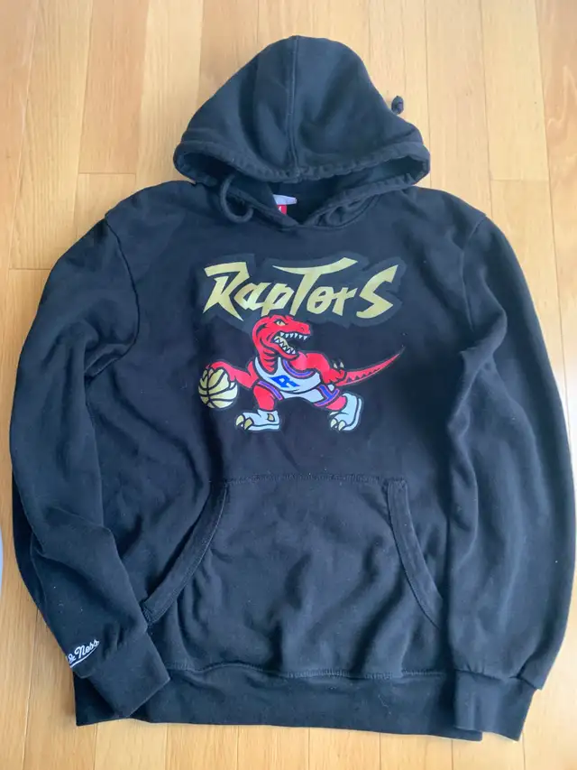 NBA Toronto Raptors hoodie and t-shirt (Mitchell and Ness) in Men's in Markham / York Region - Image 7