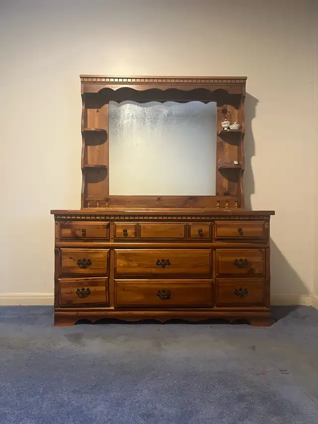 Vintage wood dresser with shelves and mirror in Dressers & Wardrobes in Ottawa - Image 2