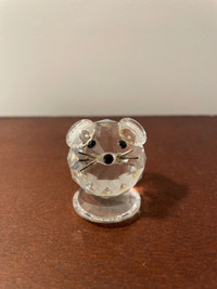 CRYSTAL  MOUSE