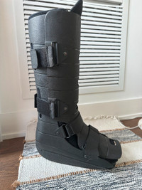 Nextep Walking Boot - Size L