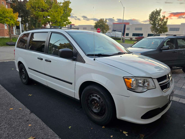 2015 Dodge Caravan - snow /all season tires in Cars & Trucks in Markham / York Region - Image 2
