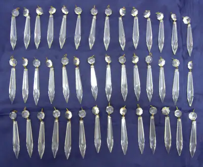 PRISMES CRYSTAL VARIES POUR LUMINAIRE ..CRYSTAL FIXTURE PRISMS, View more