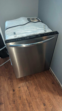 Frigidaire Gallery 24 " dishwasher 2 years old