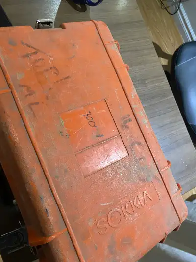 Sokkia BT-20 with stand