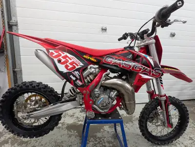 Lots of new or upgraded parts installed. Comes with Nihlo concept power valve and intake spacer for...