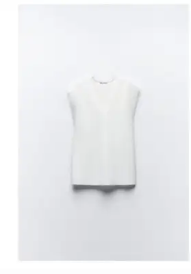ZARA SCUBA EFFECT VEST TOP OFF WHITE V NECK TUNIC S in Women's - Tops & Outerwear in Kitchener / Waterloo - Image 4