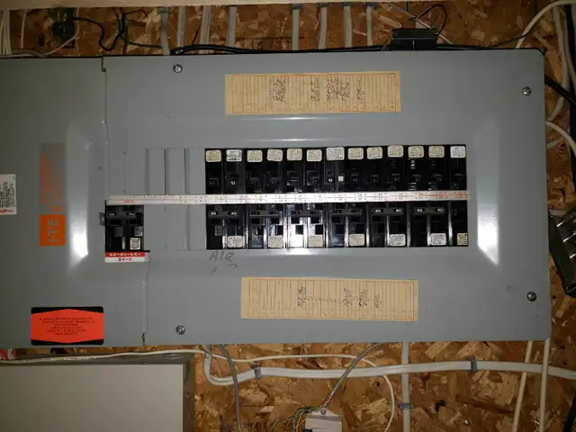 Electric panel in Electrical in Mississauga / Peel Region - Image 3