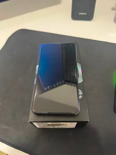 Samsung Galaxy S10E (256GB), View more