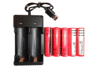 4x Batterie Ultrafire 18650 3.7 volts lithium + Chargeur
