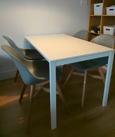 Selling an IKEA MELLTORP table, 125 x 75 cm, in almost new condition. Clean, sturdy, and easy to mat...