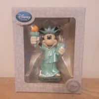 Disney Store Minnie Statue of Liberty New York Figurine!