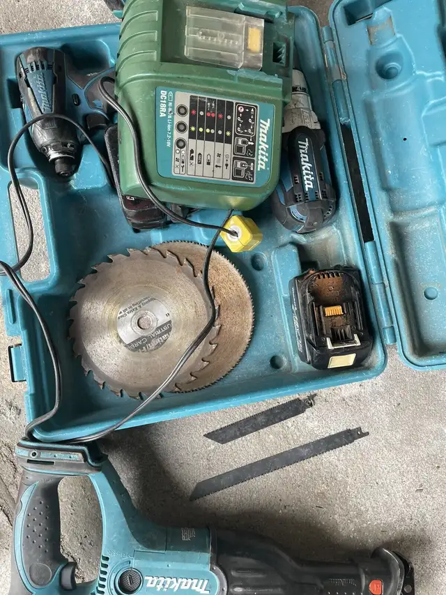 4 Piece Makita cordless Tool set in Power Tools in Mississauga / Peel Region - Image 4