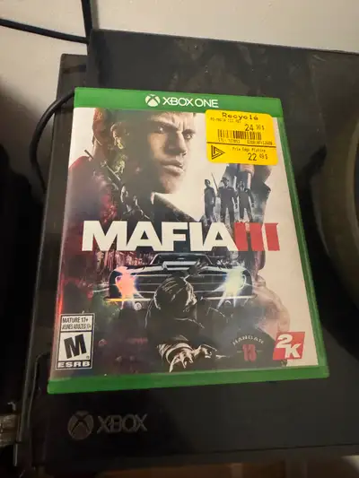 1 manette + Cable ( fonctionne mais abîmé ) Cable d’alimentation Mafia III