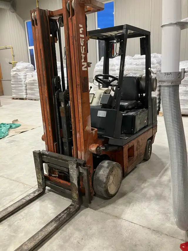 Forklift in Other in Ottawa - Image 3