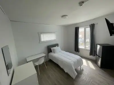 Private Rooms For Rent By HSC