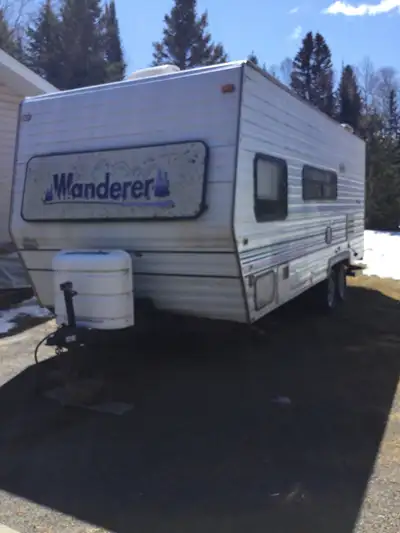 22 ft total length. stovetop burners work, furnace works fridge works on 110v. Water pump runs and w...
