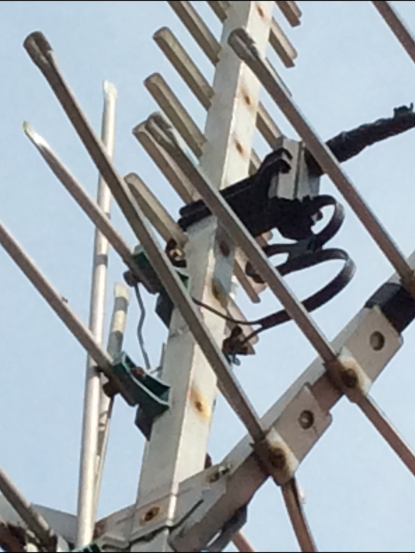 TV ANTENNA at $75… in TVs in Hamilton - Image 5